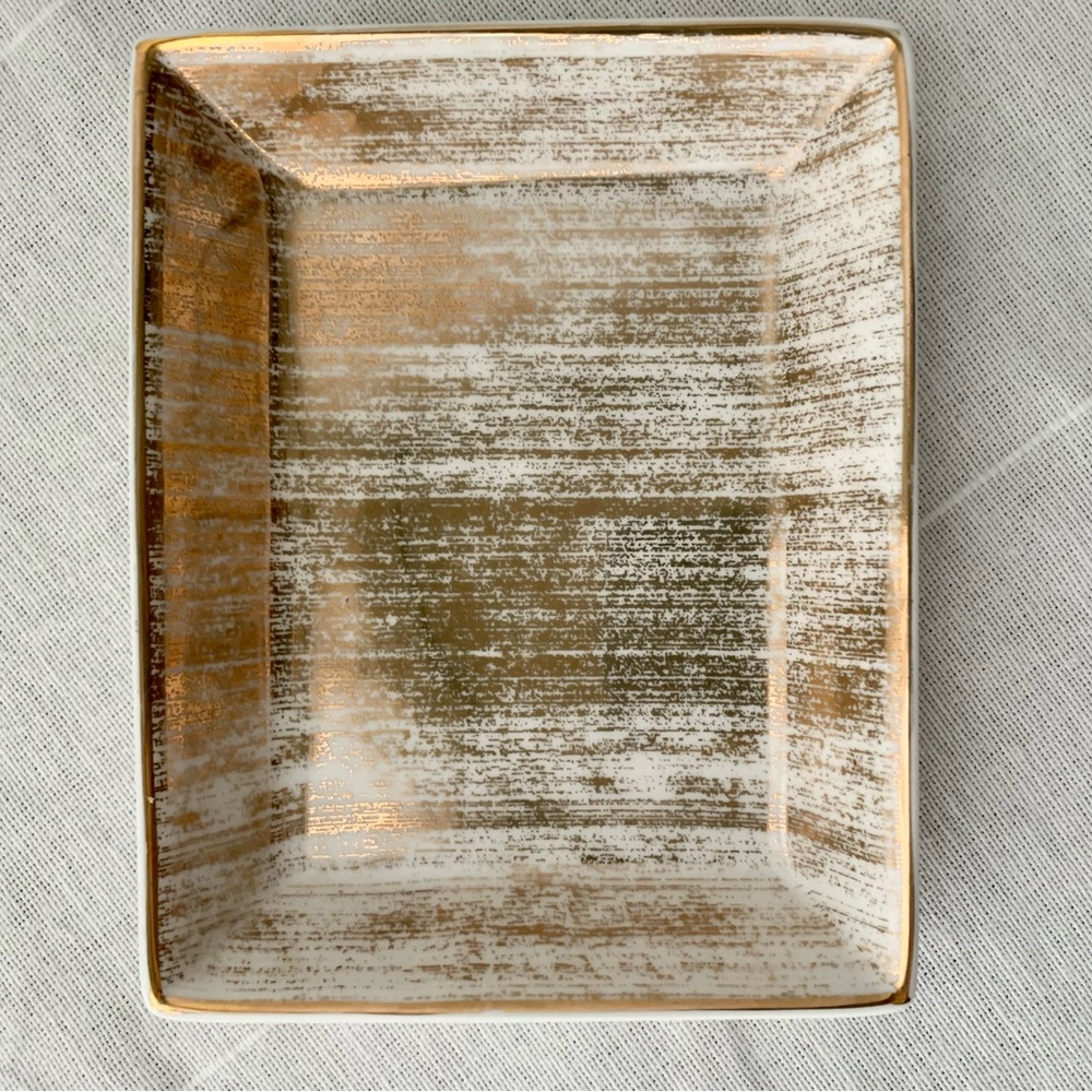 Pending Amy K. J. Crew gold leaf trinket dish Free W/Purchase 4 x 5.5”